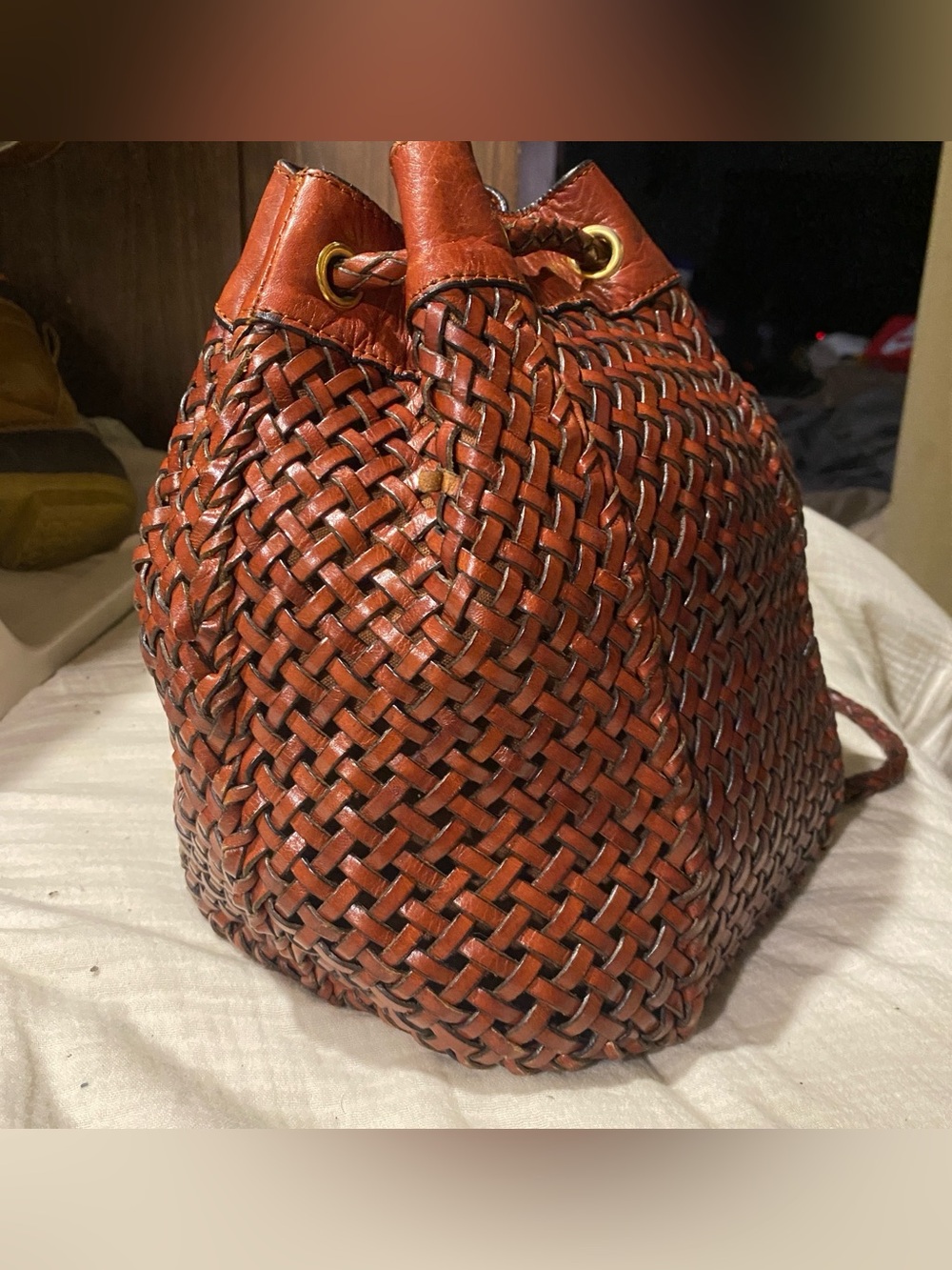 TALBOTS vintage woven leather mini sling purse drawstring bucket bag backpack - Picture 3 of 8